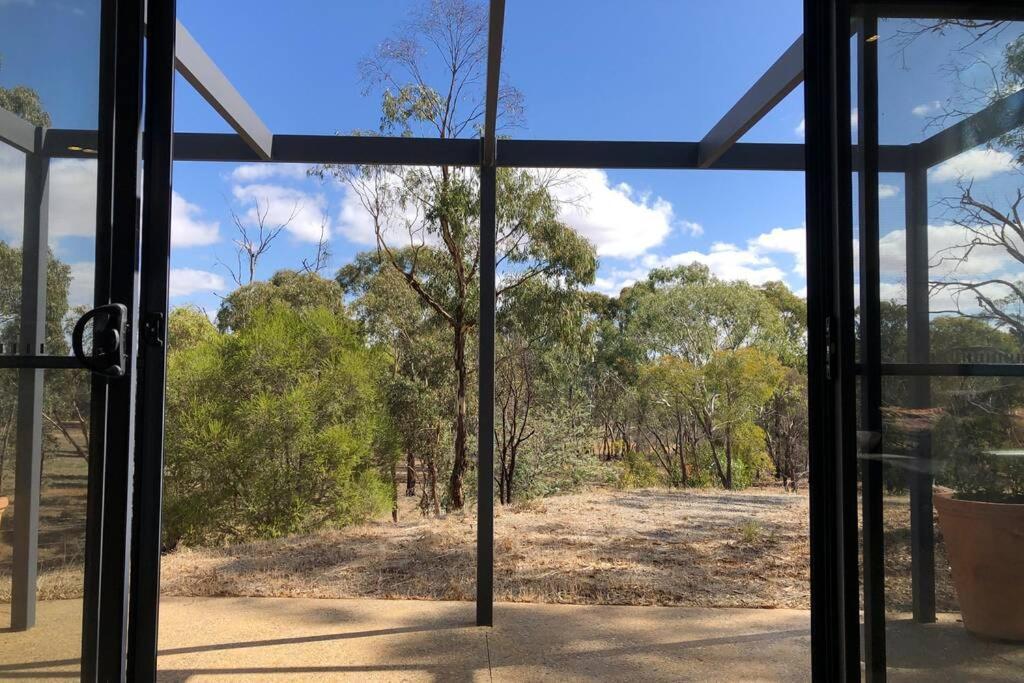 Villa Benny'S Retreat Luxury Bushland Escape Clare Esterno foto