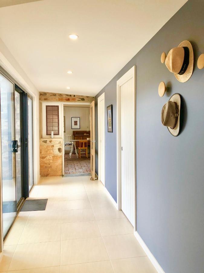 Villa Benny'S Retreat Luxury Bushland Escape Clare Esterno foto