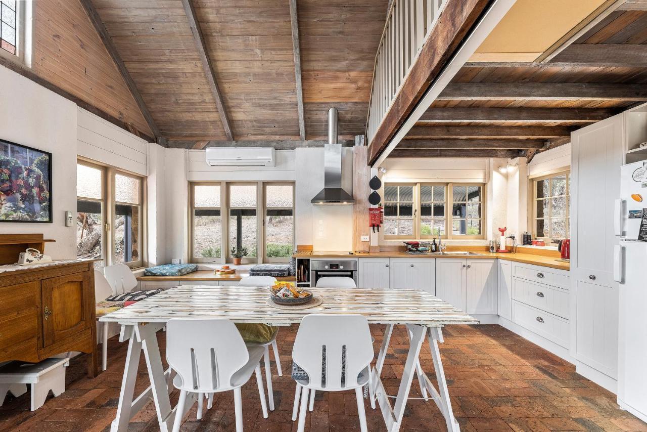 Villa Benny'S Retreat Luxury Bushland Escape Clare Esterno foto